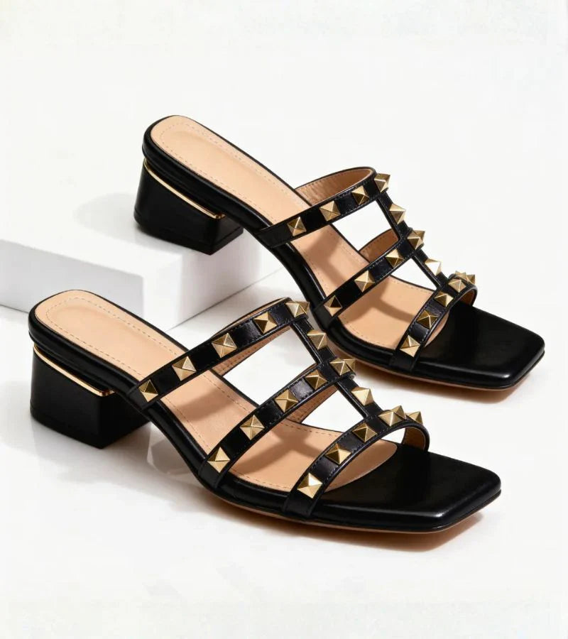 Sandalo Flat Borchie Glamou